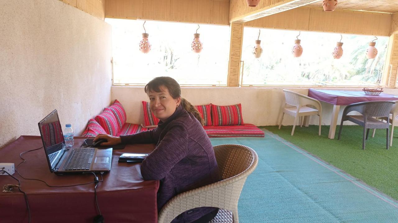 Sehma Guest House Al Ḩamrāʼ Esterno foto